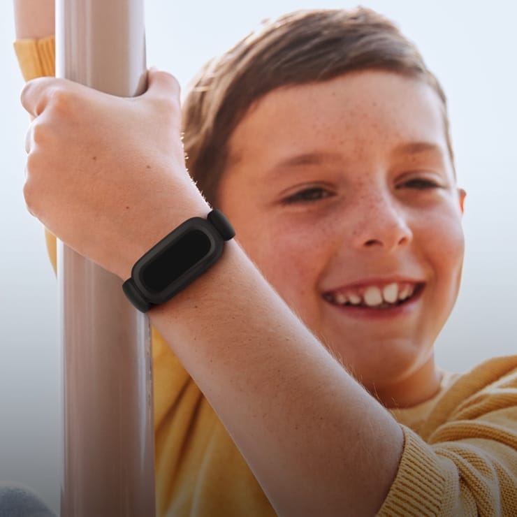 bevægelse Disco Udfør Activity Tracker for Kids | Shop Fitbit Ace 3