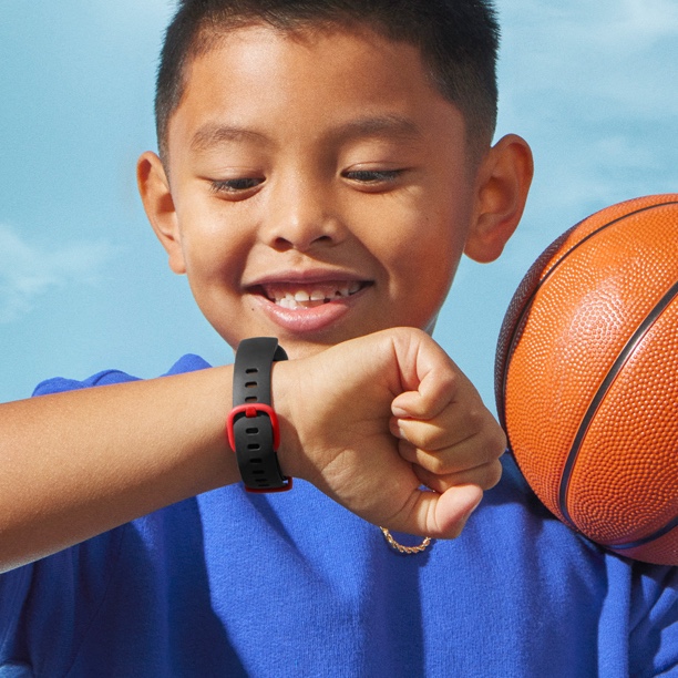 Fitbit Ace 3 : robuste, il est conçu pour résister aux enfants