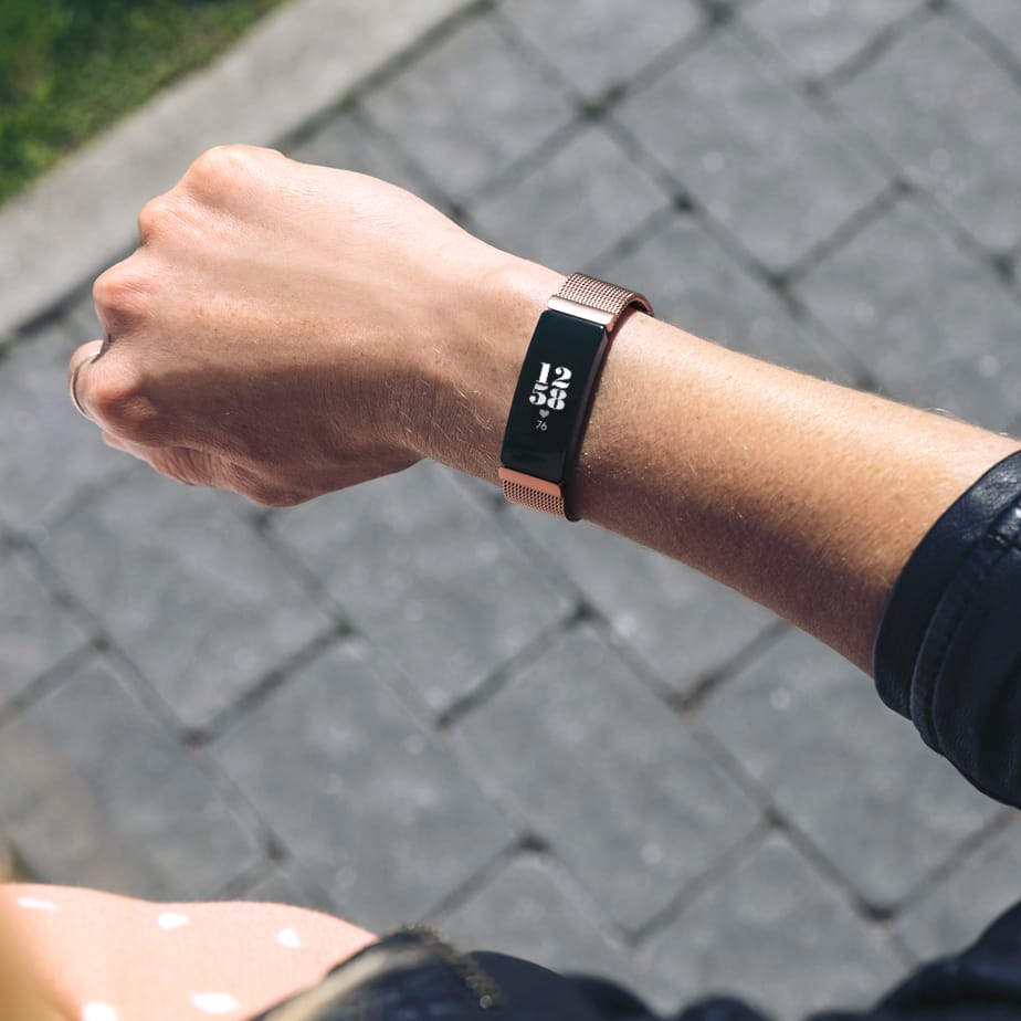 Large Bracelet Black Details about   Fitbit Inspire Fitness Tracker 